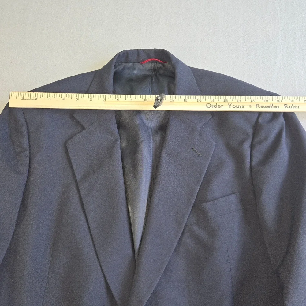 Jos. A. Bank Blazer Mens 46R Navy Blue 100% Wool Gold Crest Button Kent Coat